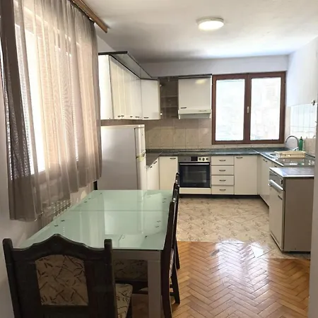 S&s Comfort Flat * Konjic